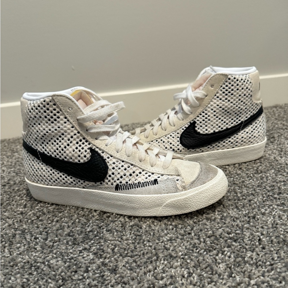 Nike Youth 6 Blazers